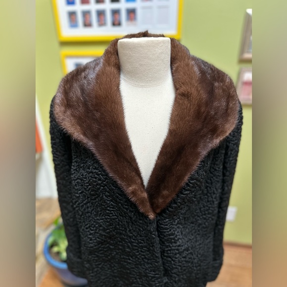 Selma Boucle and Fur Evening Coat - Picture 4 of 9